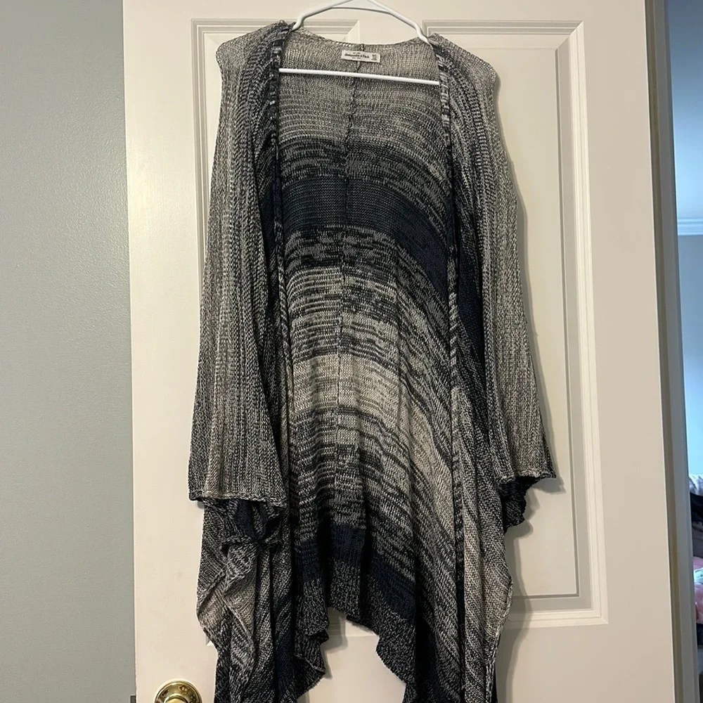 Abercrombie & Fitch cape cardigan M/L